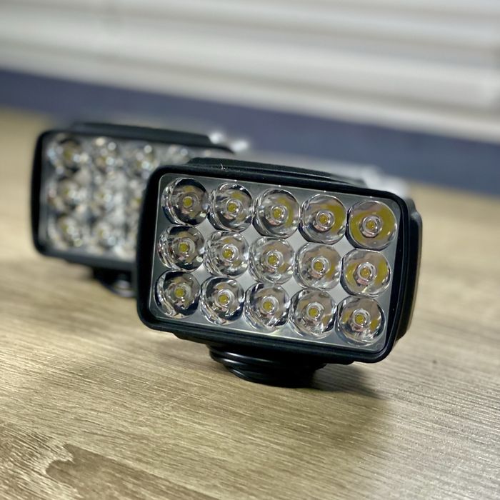 Светодиодная LED фара 15W 15 диодов со стробоскопом, Дальний свет
