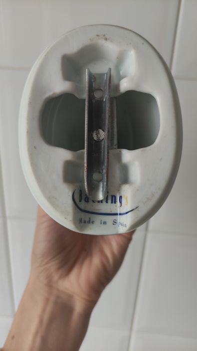 Louça de casa de banho
