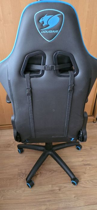 Крісло для геймерів Cougar Armor One Black/Sky Blue