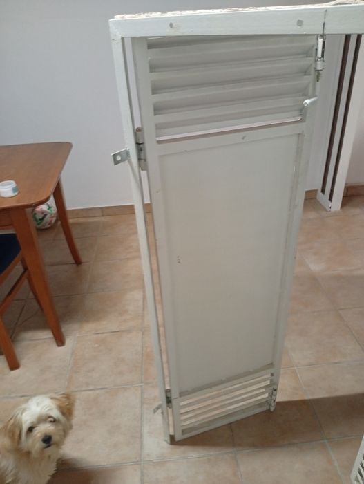 Portão de casota de gás