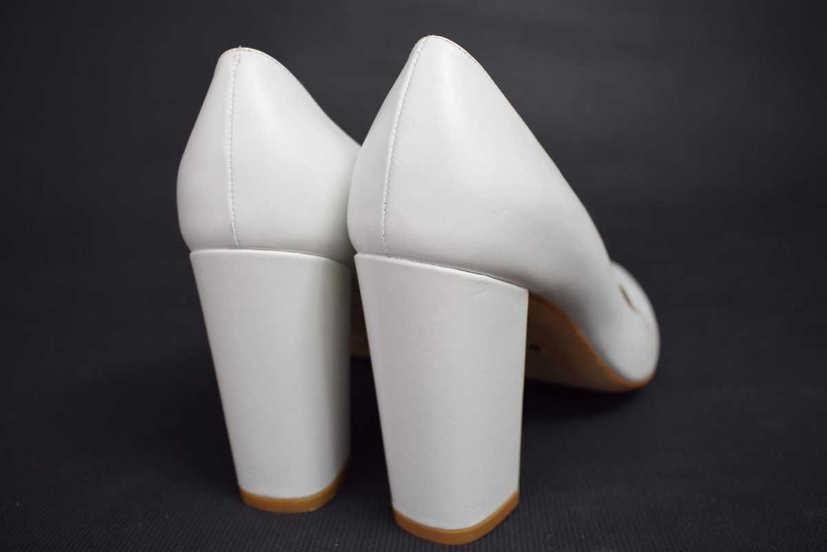 Stuart Weitzman, czólenka, skóra, (38)