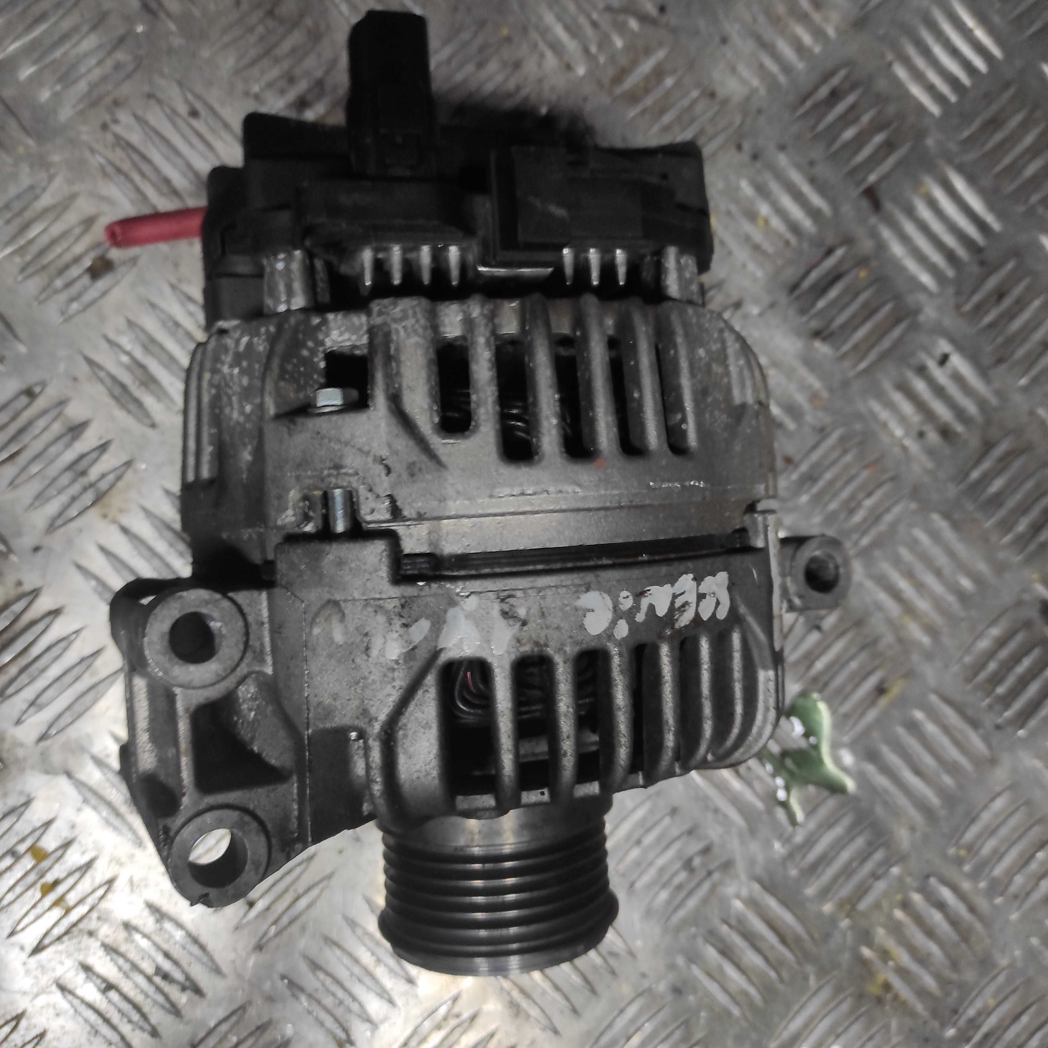 Alternator Renault Scenic I Lift Thalia   1,4 1,6  16 v  Bosch