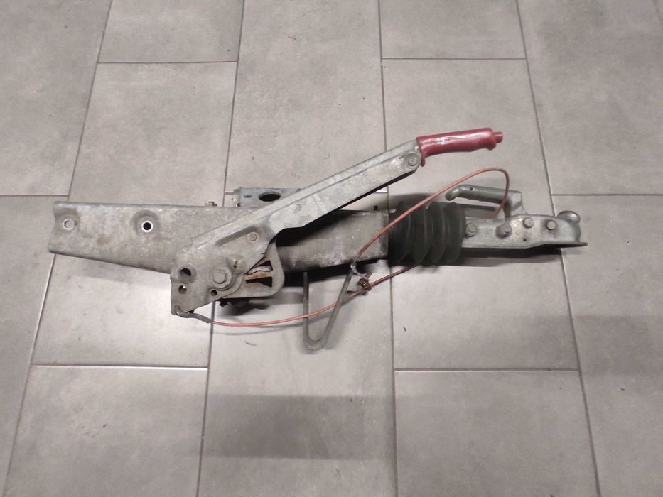 Zaczep przyczepy samochodowej