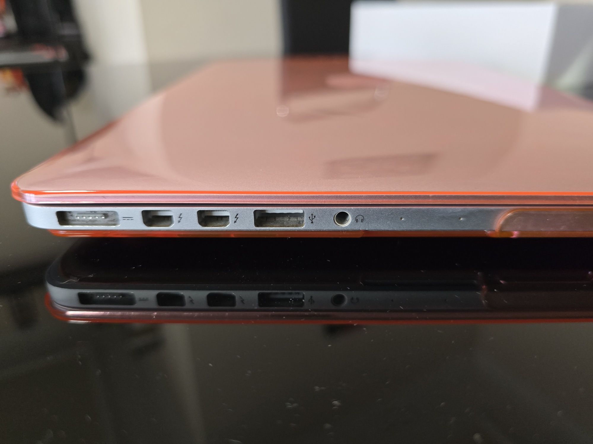 Macbook Pro 13 retina mid 14 (na caixa, com ofertas)