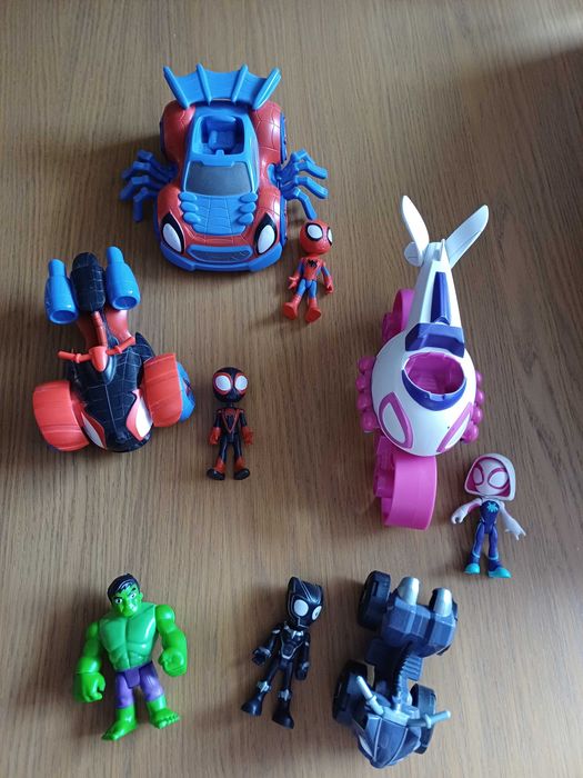 Spider i super kumple i ich pojazdy