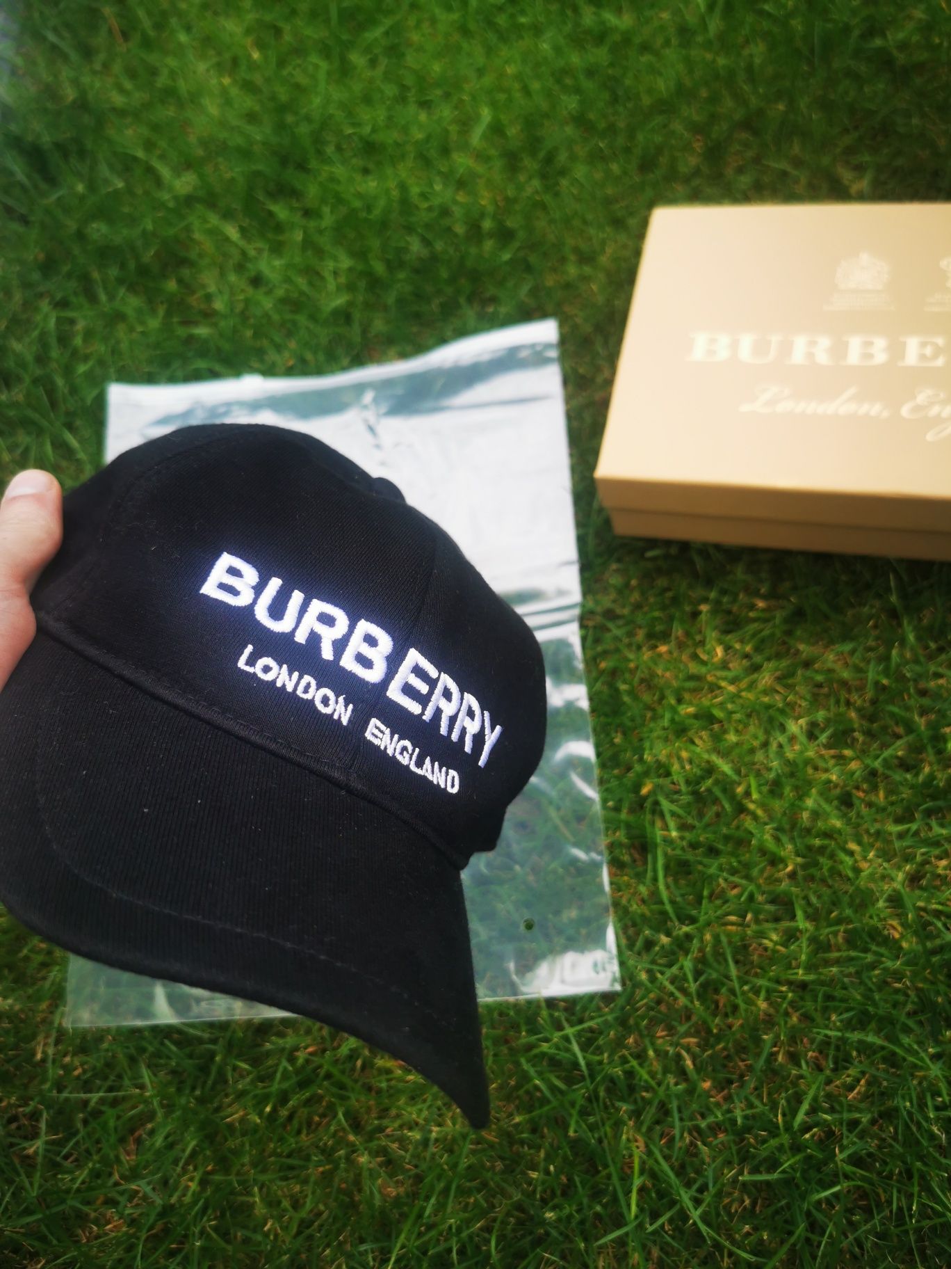 Czapka Burberry BB cap