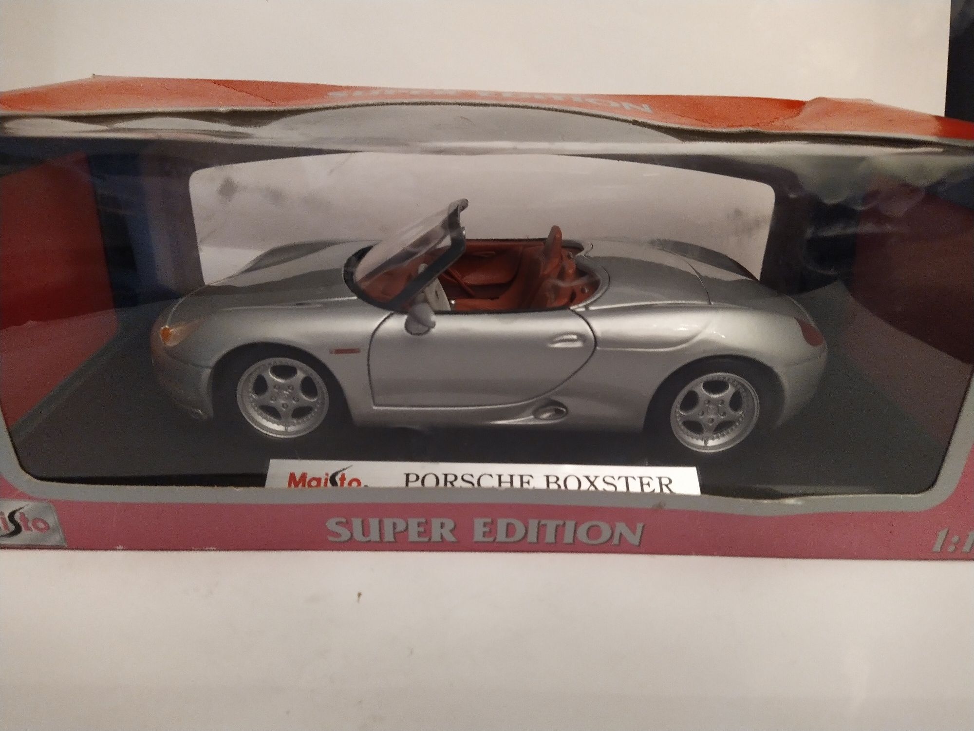 Porsche Boxster Maisto 1:18 pudełko