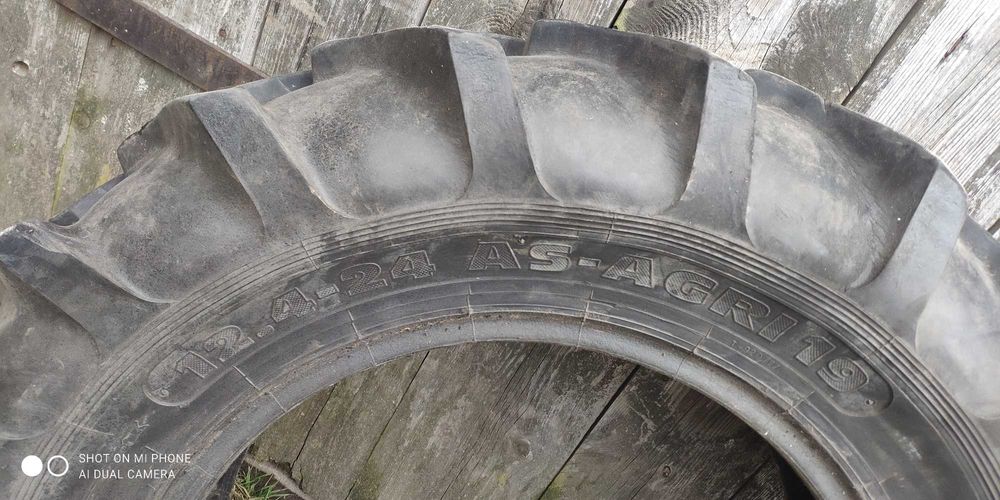 Opony Opona 12,4-24 do ciągnika napędowa 320/85R24 CULTOR para 2szt