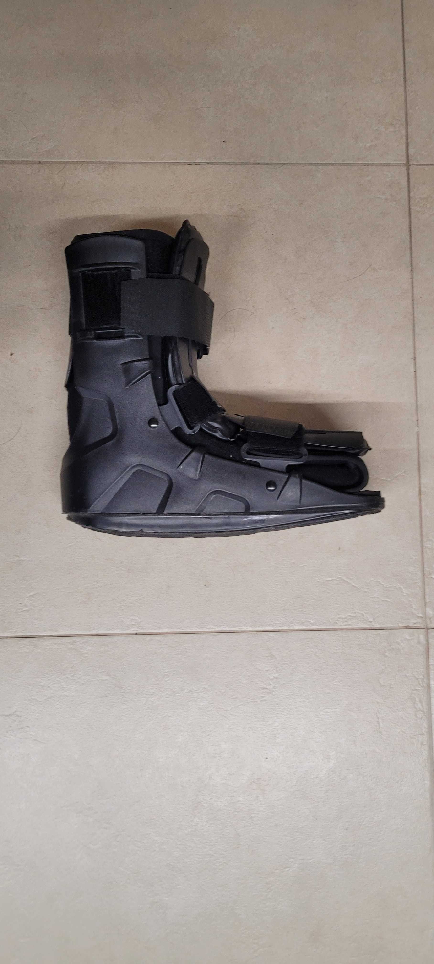 orteza Qmed Solid Walker Medium