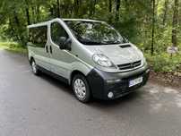 Opel Vivaro 1.9 D 9 osób klimatyzacja hak zamiana