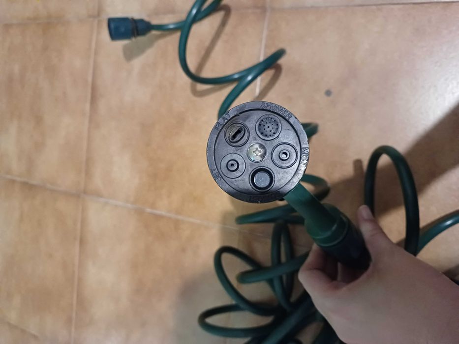 Mangueira com cerca de 10 metros