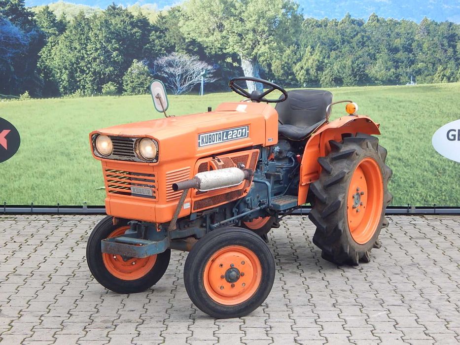 Mały ciągnik Kubota L2201 22KM 3 CYLINDRY traktor japoński Ursus T25