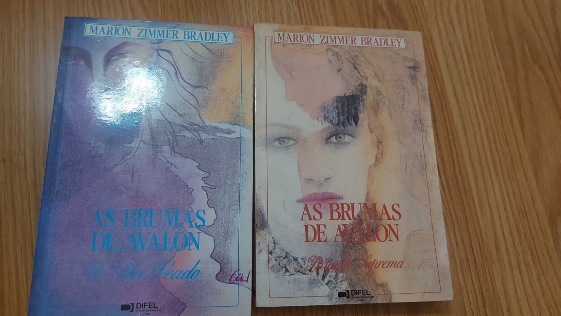 Livros de Marion Zimmer Bradley