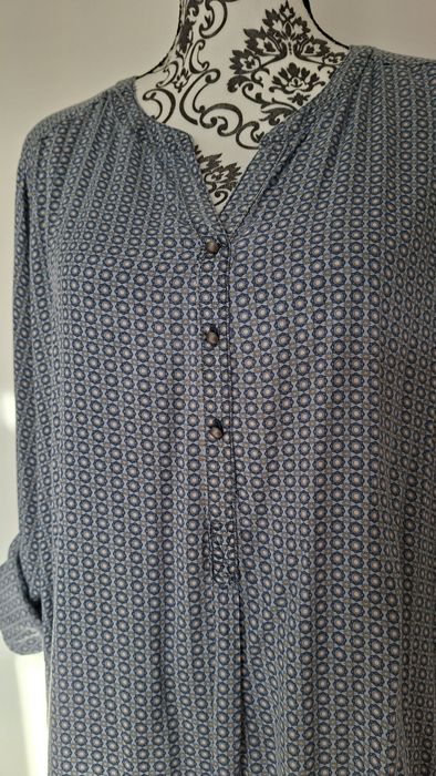 Bluzka niebieska na długi rękaw