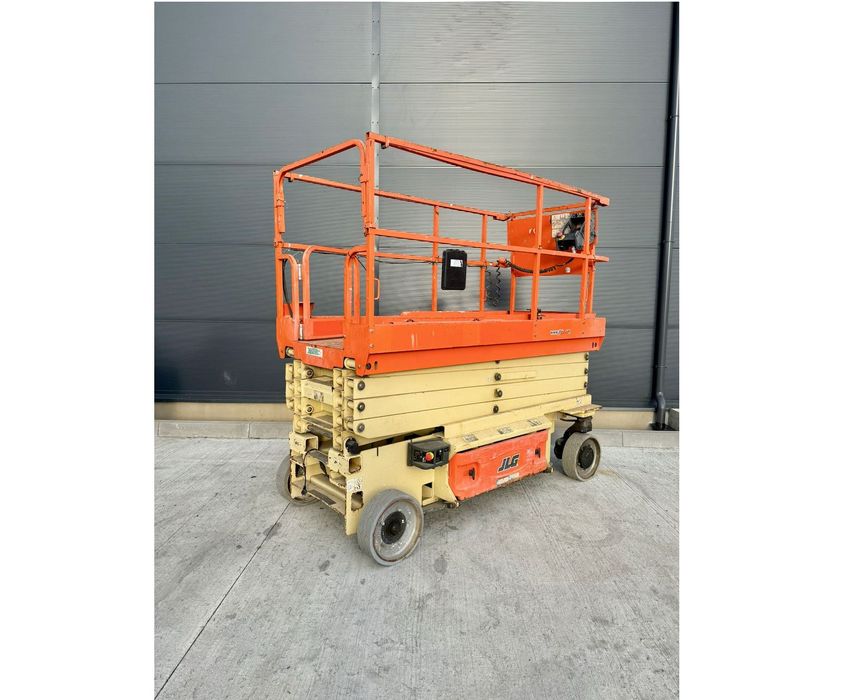 JLG 3246ES podnośnik nożycowy zwyżka 12m 2015r Haulotte Genie