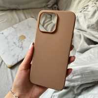 brązowy case iphone 15 pro max beżowy nude plastik guma etui