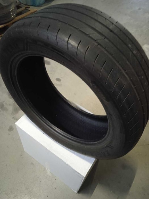 Шини GOODYEAR 255/50 R20 109 H