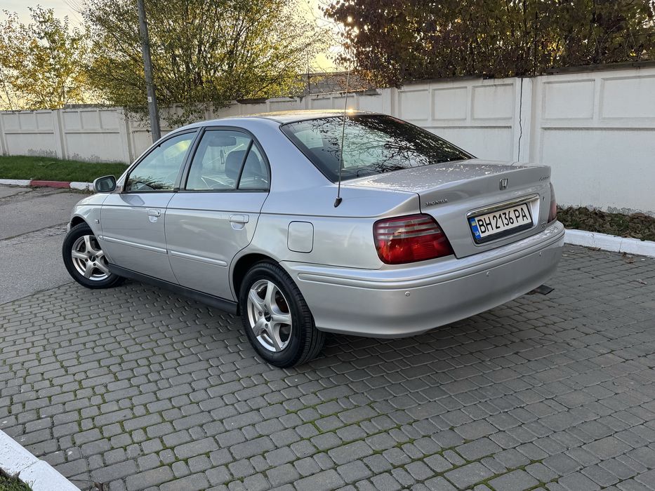 Продам Хонду Акорд 1.8 механика Срочно!