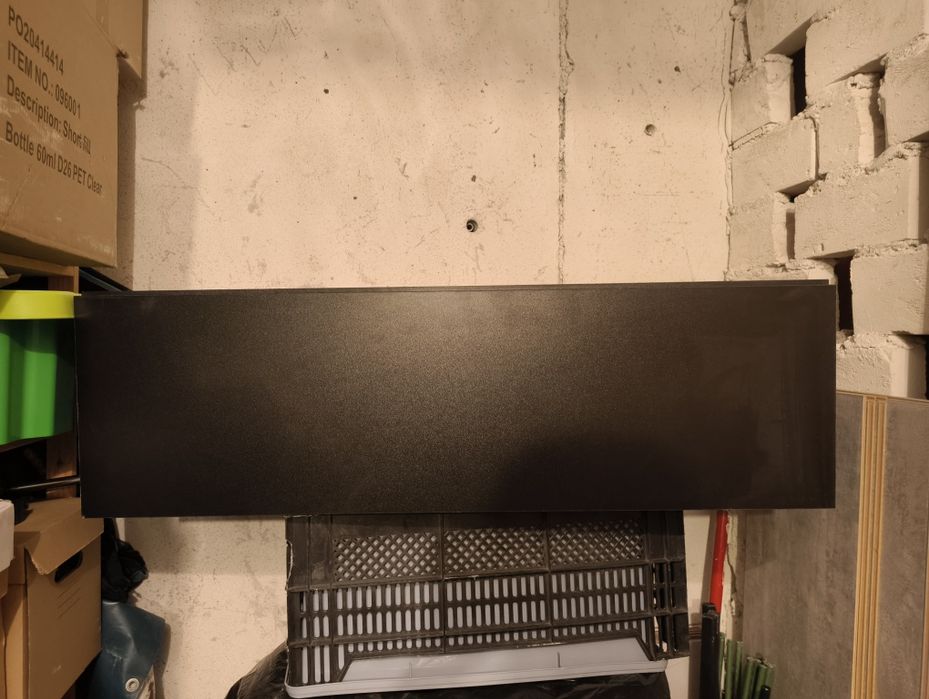 Szafka stojąca lub półka wisząca