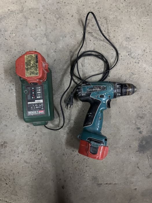 Шуруповерт Makita 6271