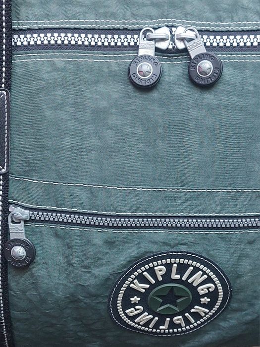 Сумка б/у дорожная больщая Kipling  77L
