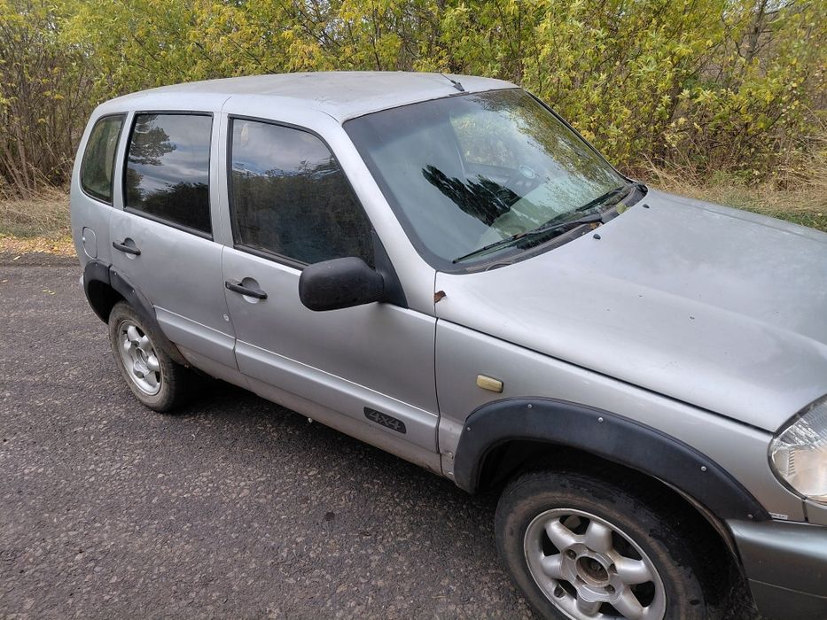 Продам ніву шивролет