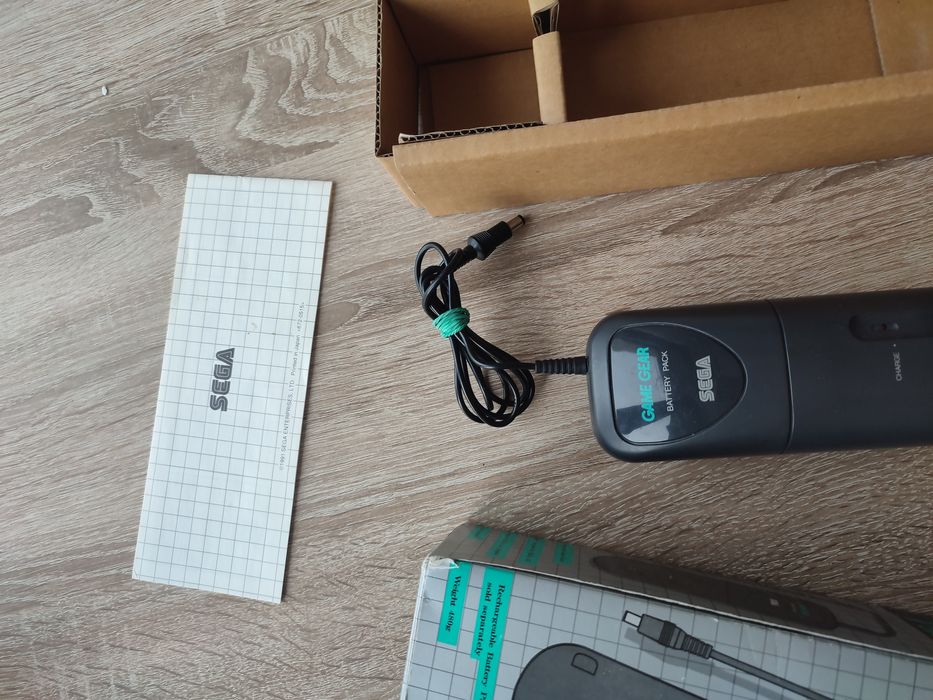 Sega Game Gear Baterry Pack w boxie