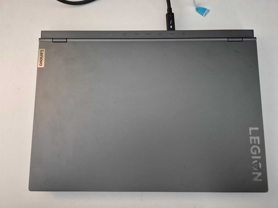 Lenovo Legion 7 16 RTX3070 Ryzen 7 5800H 16gb RAM