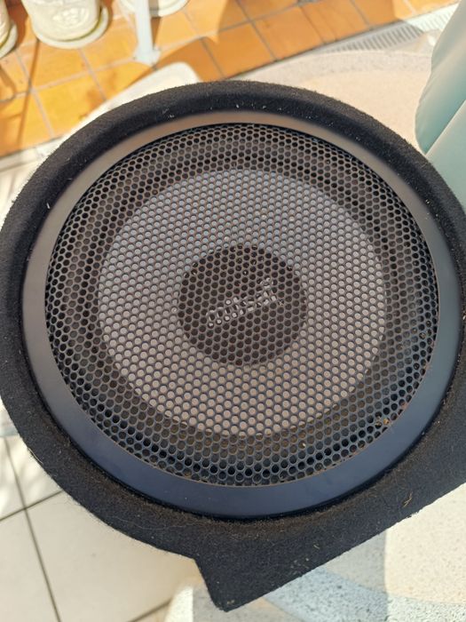 subwoofer tubular Mitsai RSX1066
Modelo: RSX1066
Potência: 300 W
Imped