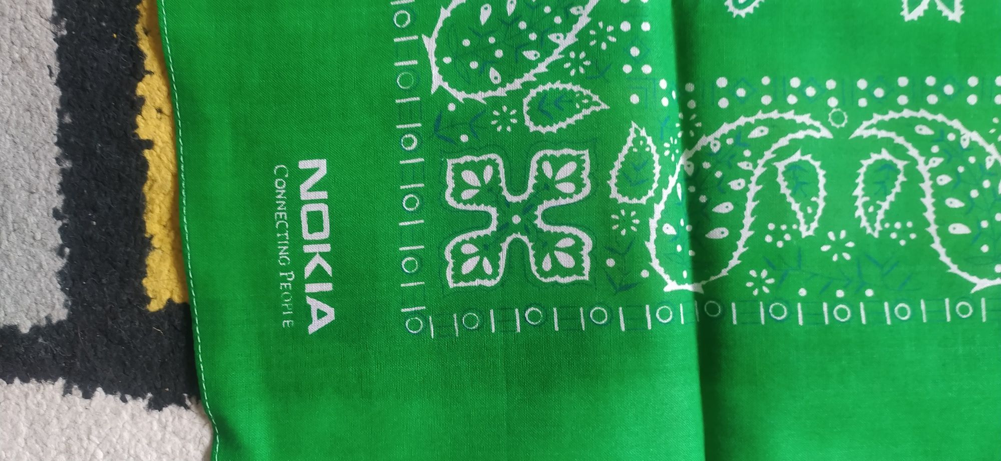Chusta bandana z logo Nokia
