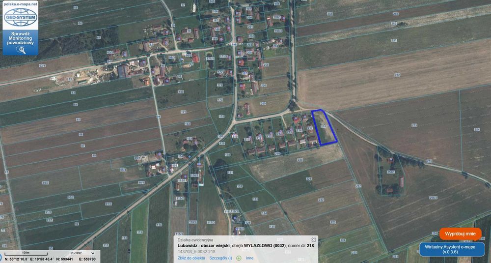 Działka w centrum wsi