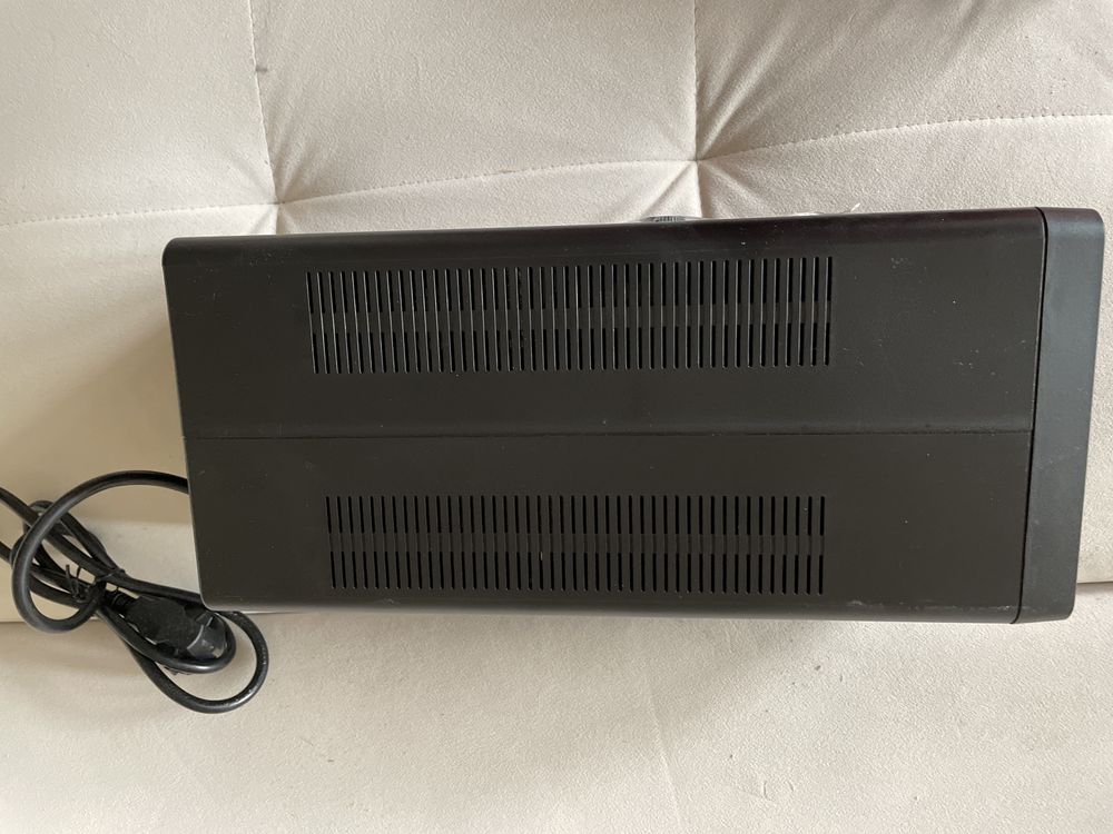 APC BX950MI-GR zasilacz UPS