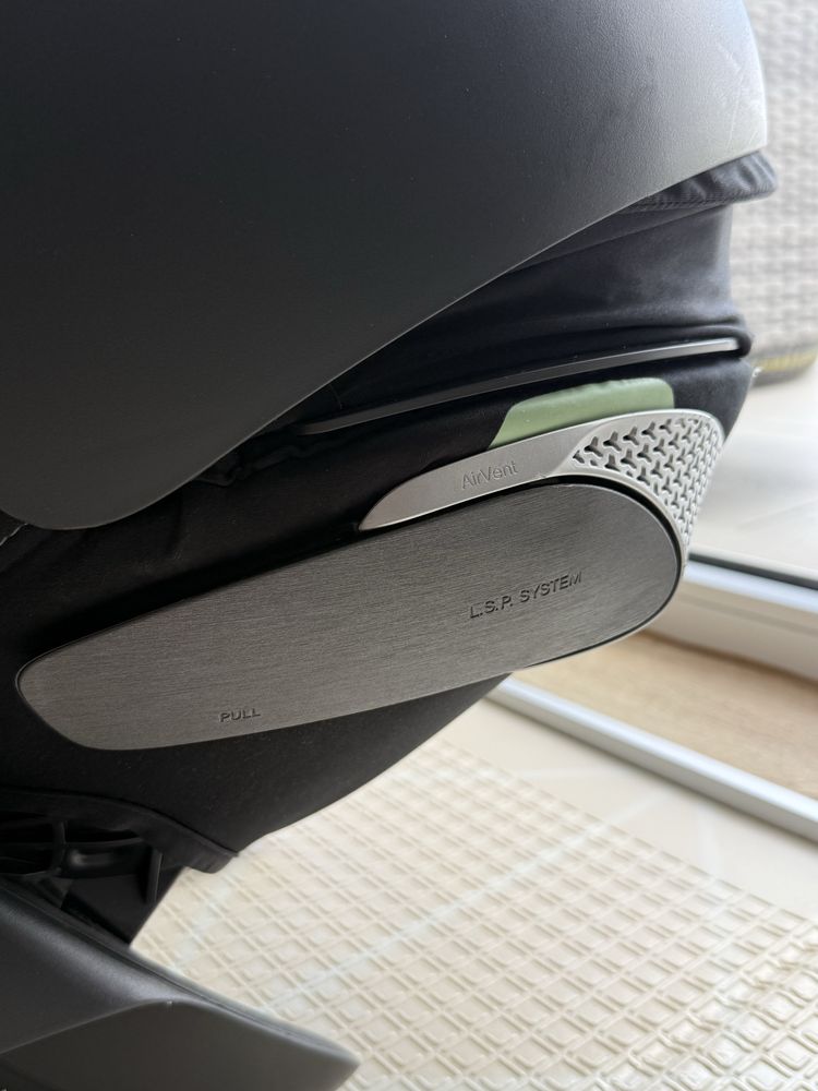 Nosidełko Cybex Cloud T I-Size Black Sepia Plus paź. 2024 i adaptery