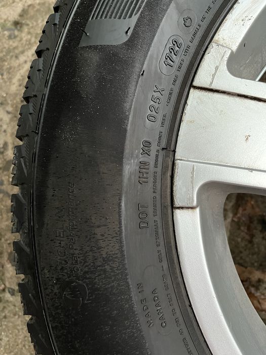 Диски  r 16 momo з резиною mihelin5-114.3