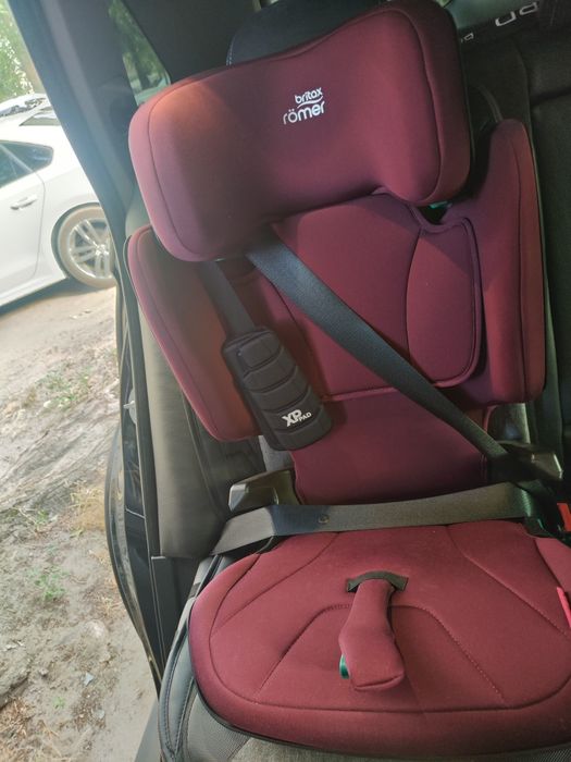 Автокрісло Britax Römer KIDFIX i-SIZE
