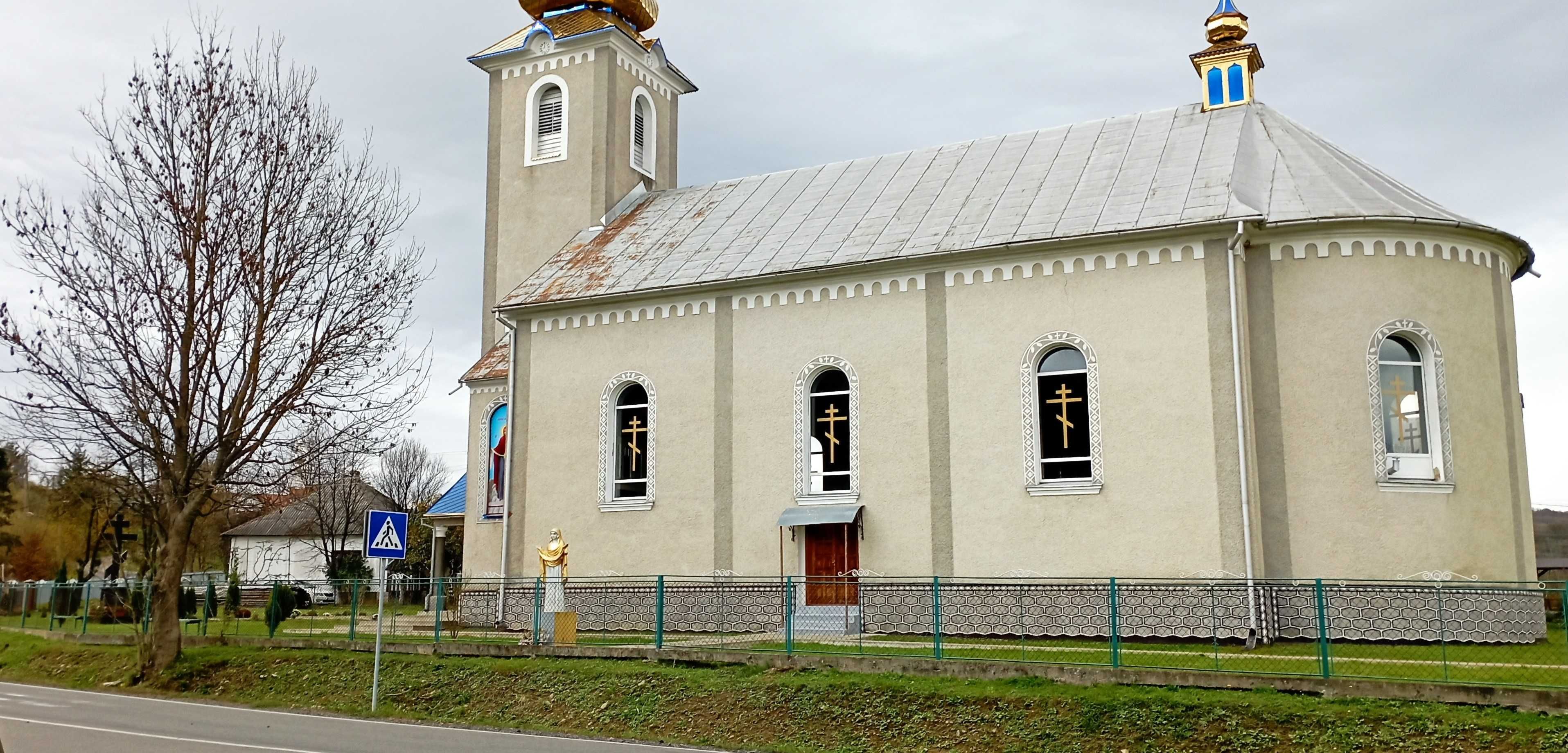 Продаємо земельну ділянку у селі Плоске Закарпатської області