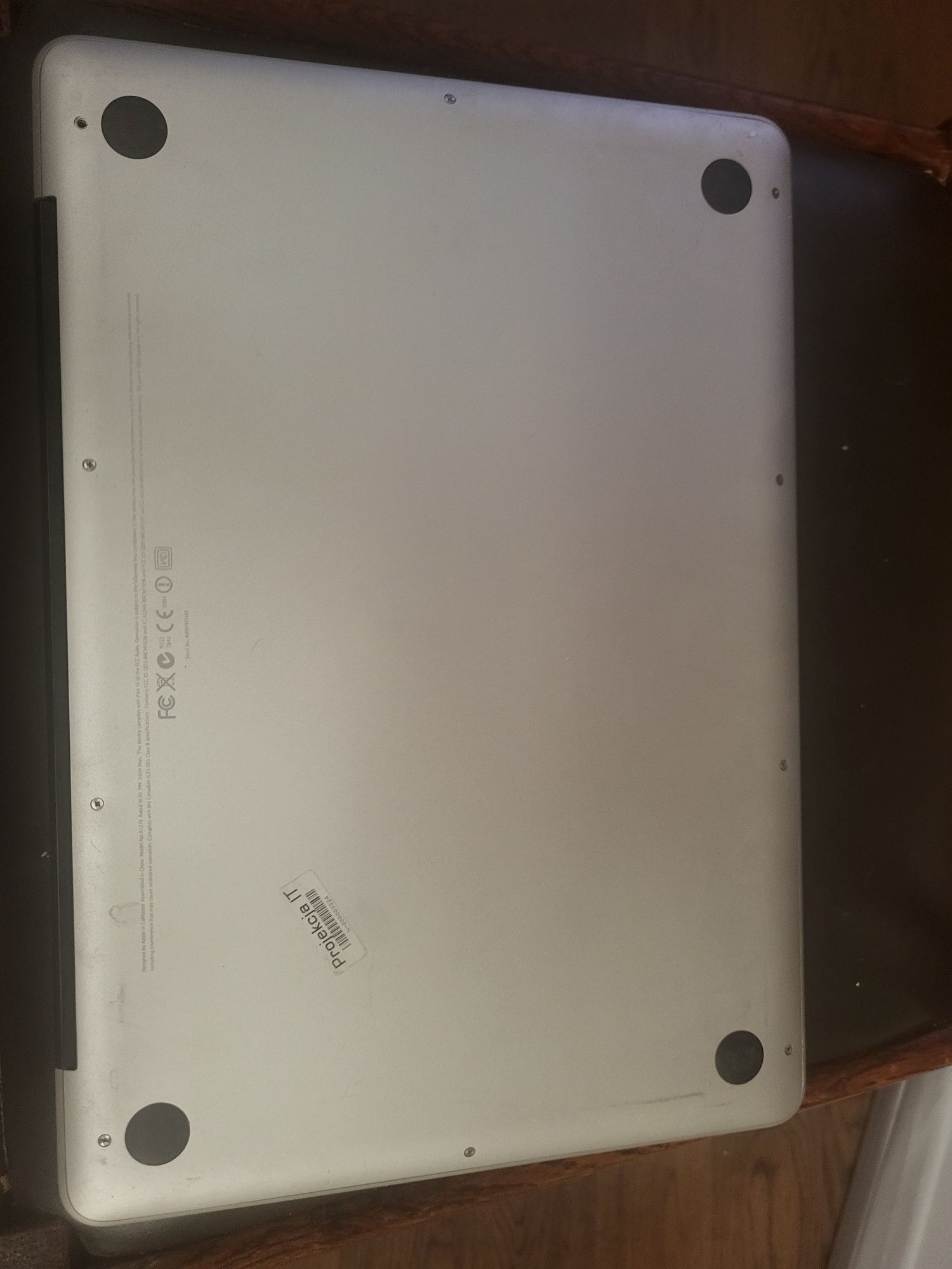 Sprzedam uszkodzonego MacBook Pro A1278. (NA CZESCI ALBO W CAŁOSCI)
