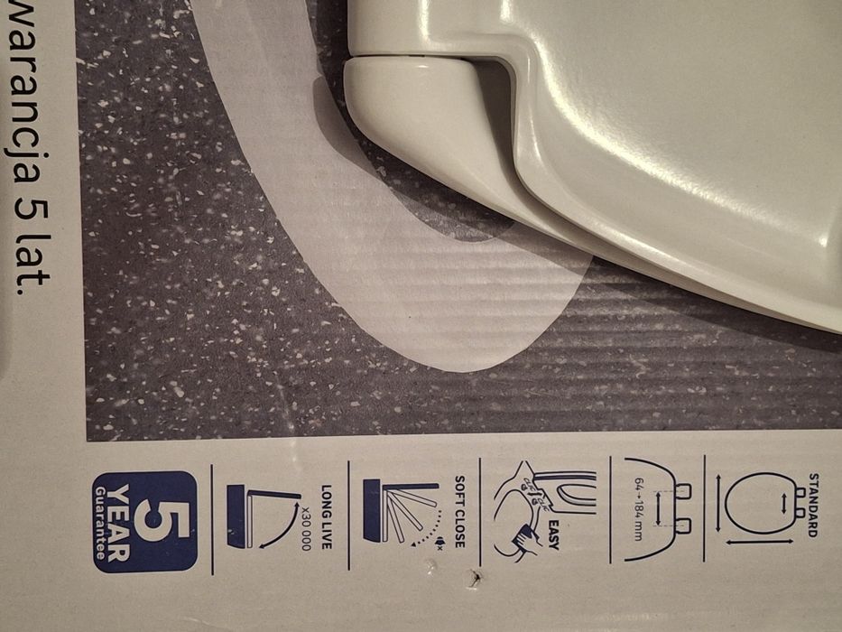 Nowa deska sedesowa, cichy domyk.