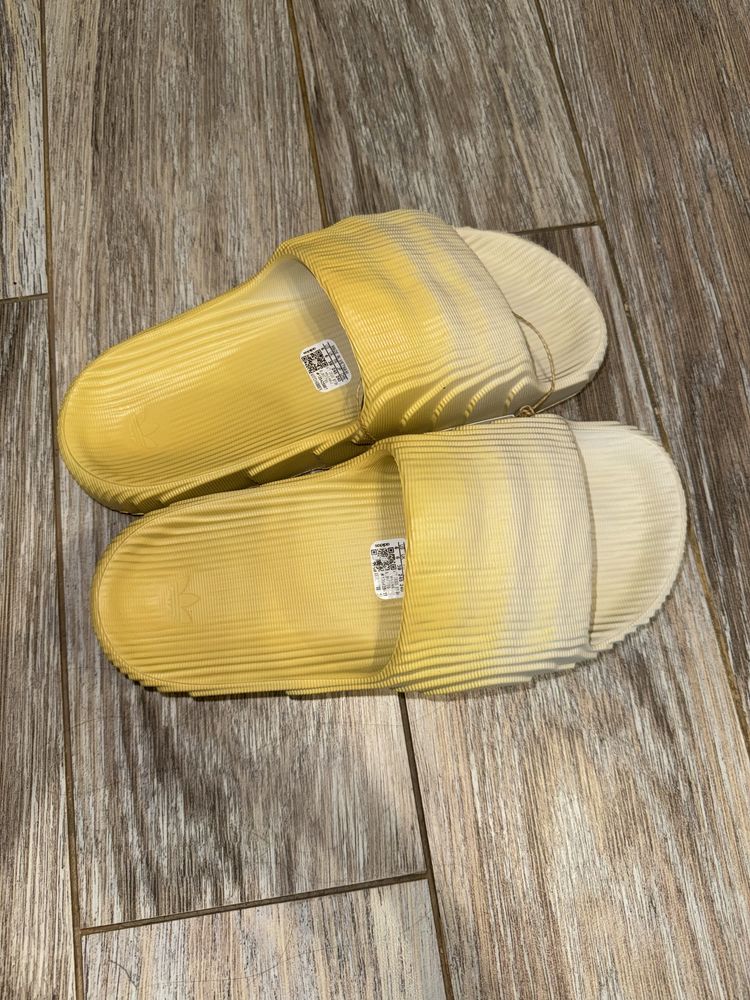 Тапки Adidas Adilette 22 (жовто-білі)