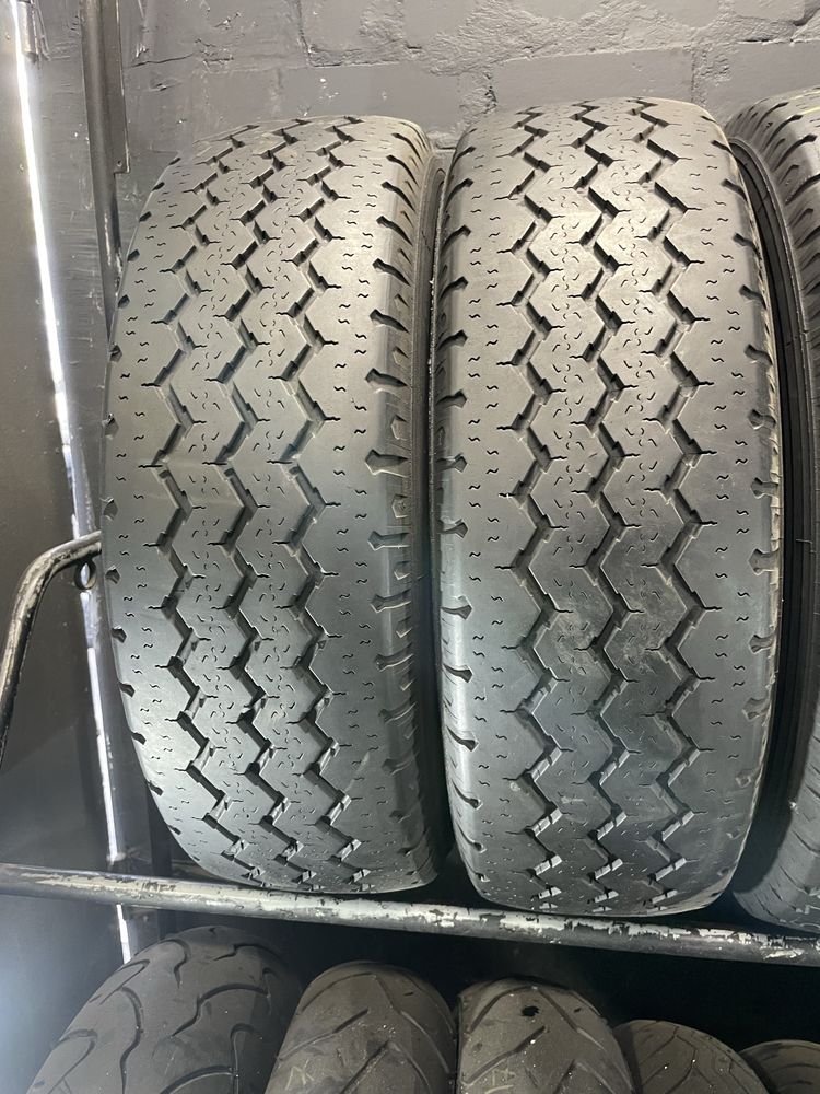 4шт 215/70 R15c Michelin