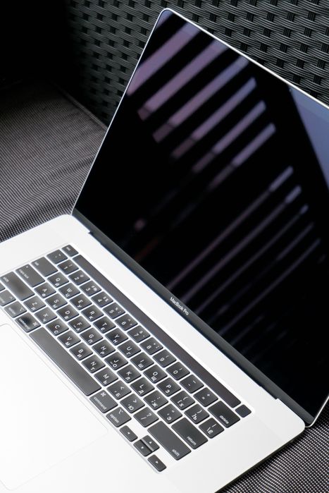 MacBook Pro 16” 2019 i7 / 16GB / 512GB – idealny stan, Warszawa