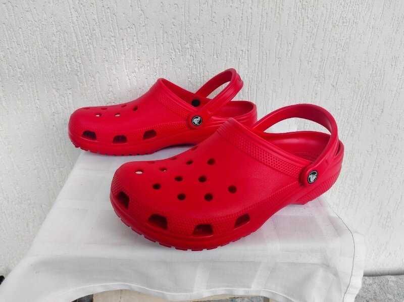 Босоножки шлепки Crocs р.42.5-43