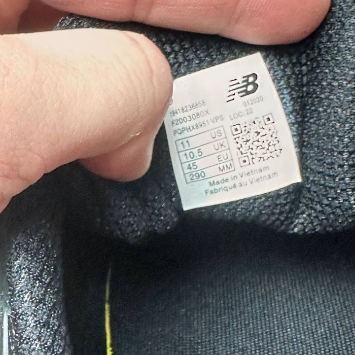 Чоловічі кросівки new balance 990 v5