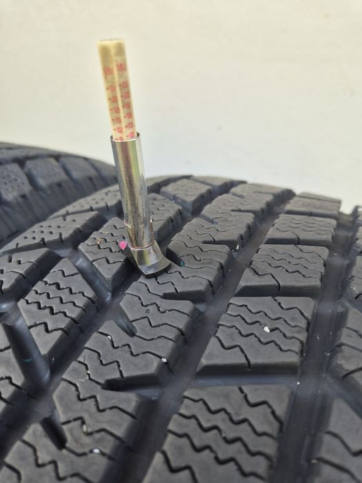 Шини 225/60/16, Champiro  (85)