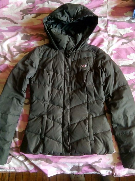 Продаю жіночу осінню куртку.