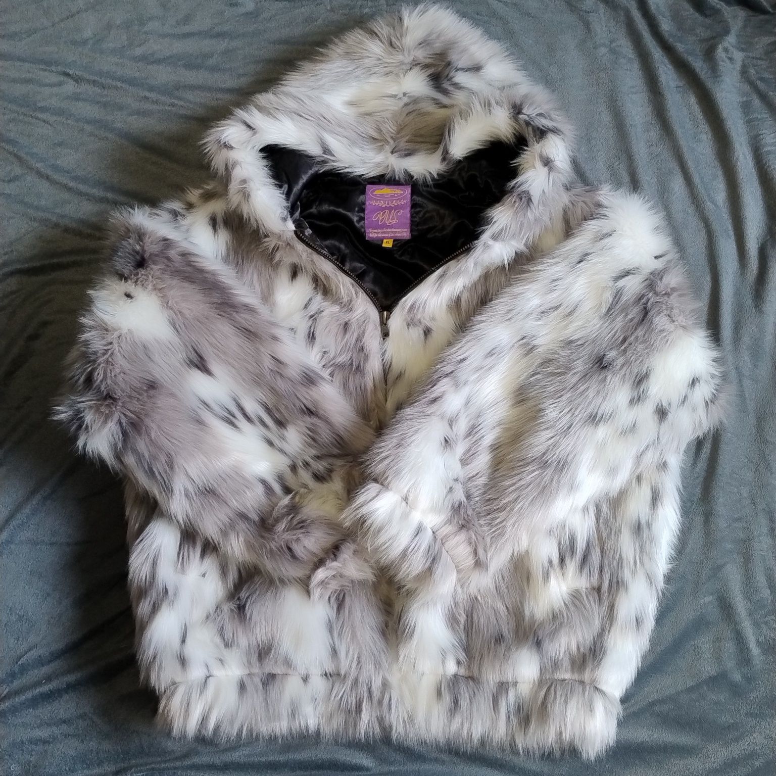 Corteiz Hooded Fur Jacket