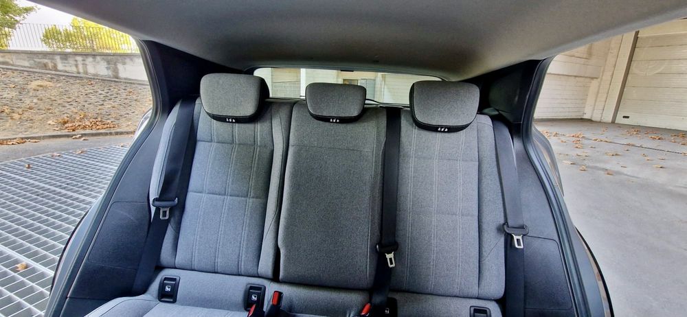 VENDE RENAULT MEGANE E-TECH 100% SEMI-NOVO