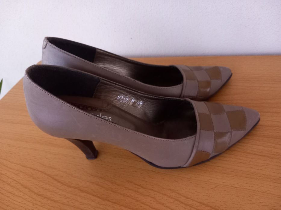 Sapatos salto alto, Charles, tam 36