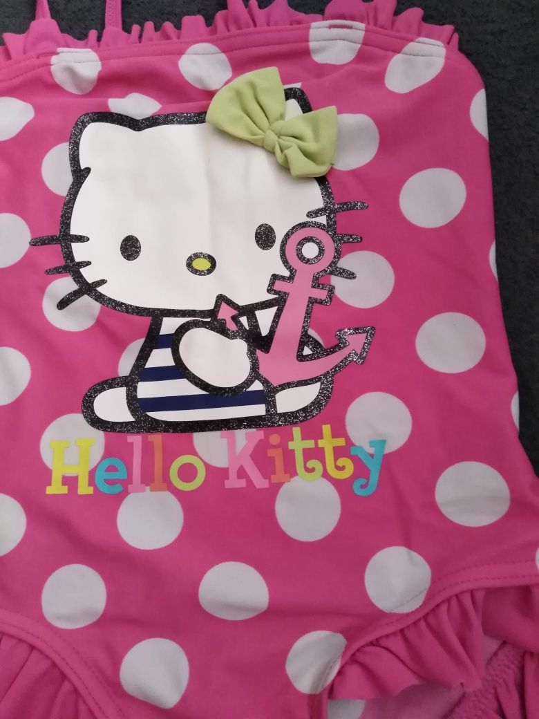 Strój dla dziewczynki hello Kitty 110