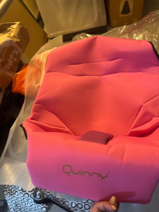 Carrinho de bebé Quinny Rosa